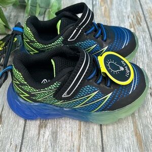 Baby Boys Light-Up Athletic Active Sneakers Shoes Size 7